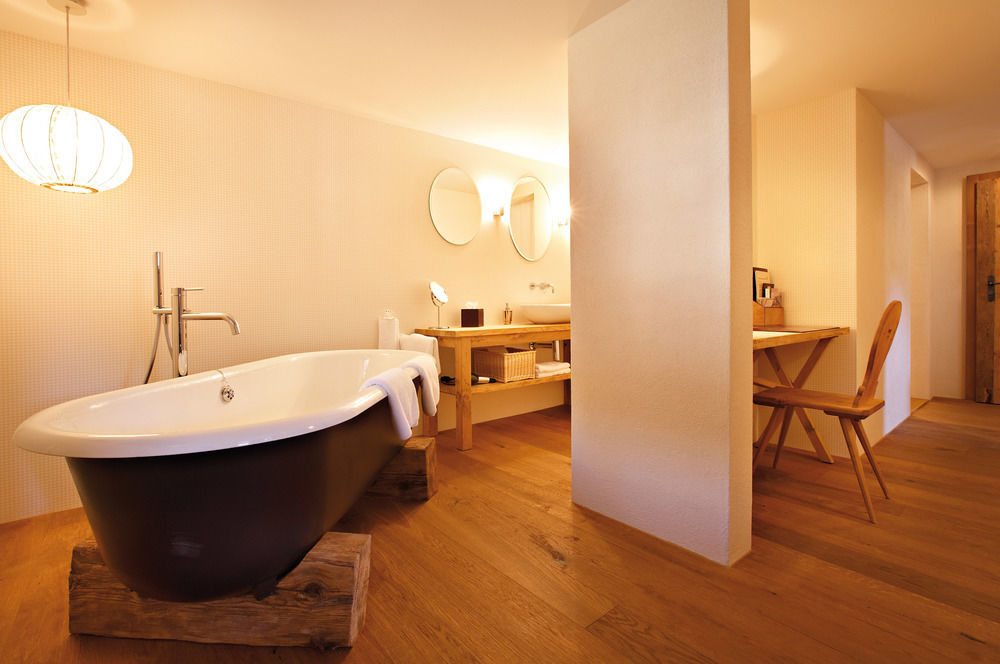 Maiensaesshotel Guarda Val Лензерхайде Екстериор снимка